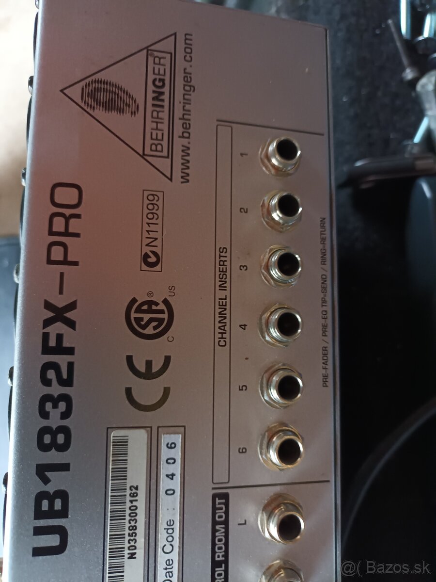 Mix pult behringer - 3