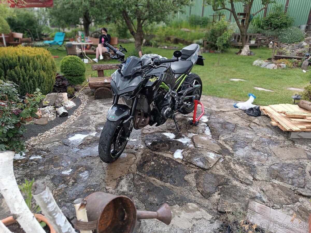 Kawasaki z900 - 3