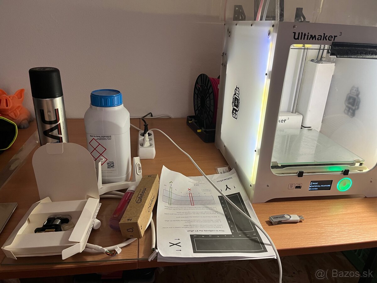 3d tlaciaren Ultimaker 3 - 3
