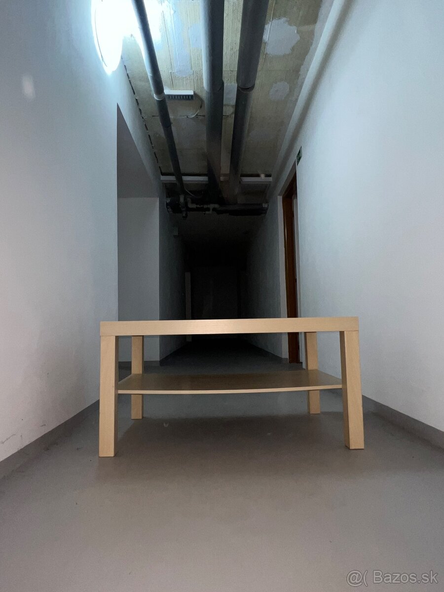 Konferenčný stolík - 3