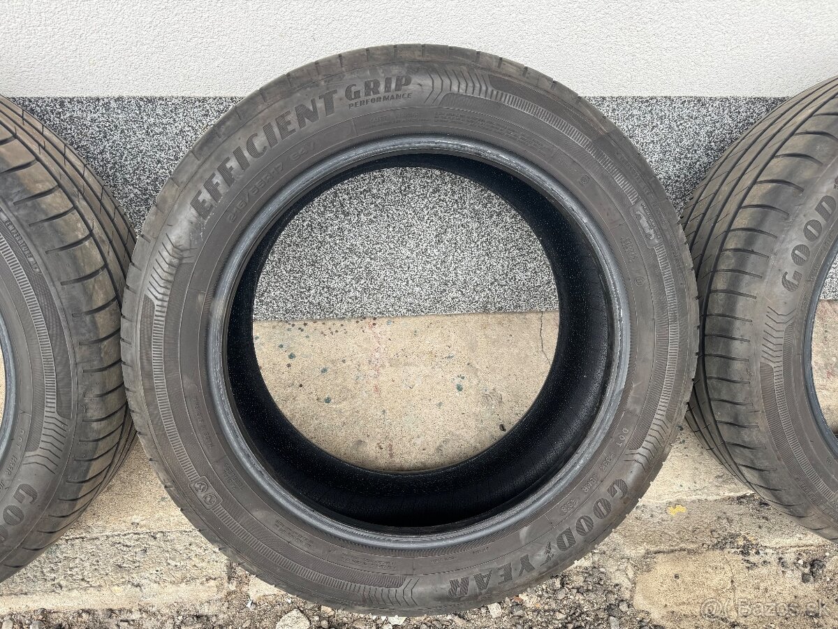 Letné Pneumatiky Goodyear 215/55r17 - 3