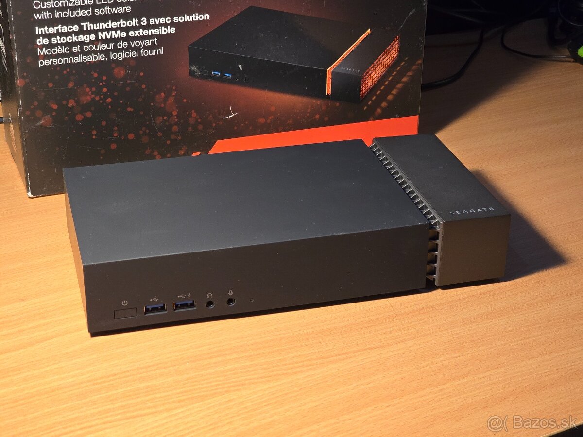 Seagate FireCuda Gaming Dock 4TB - 3