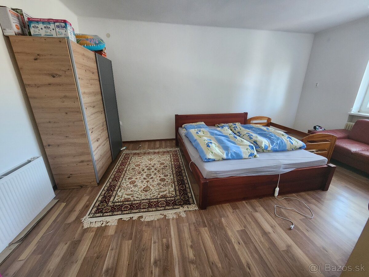 Predan 2 generačný 2dvoj bytový dom - 3