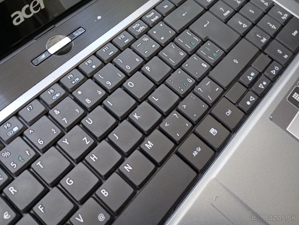 predám notebook Acer Aspire 5732Z , 4gb ram ,Win 7 - 3