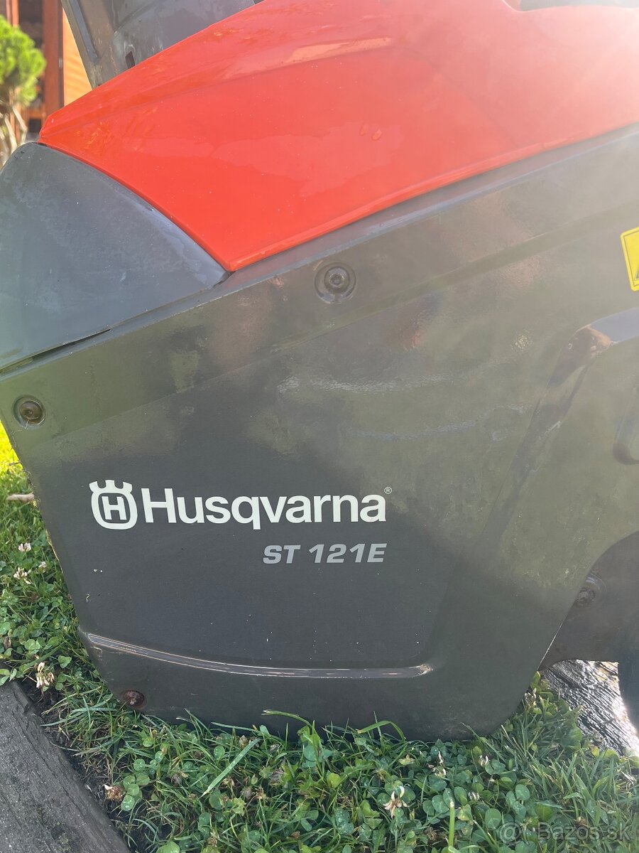 Snežná fréza Husqvarna ST12E - 3