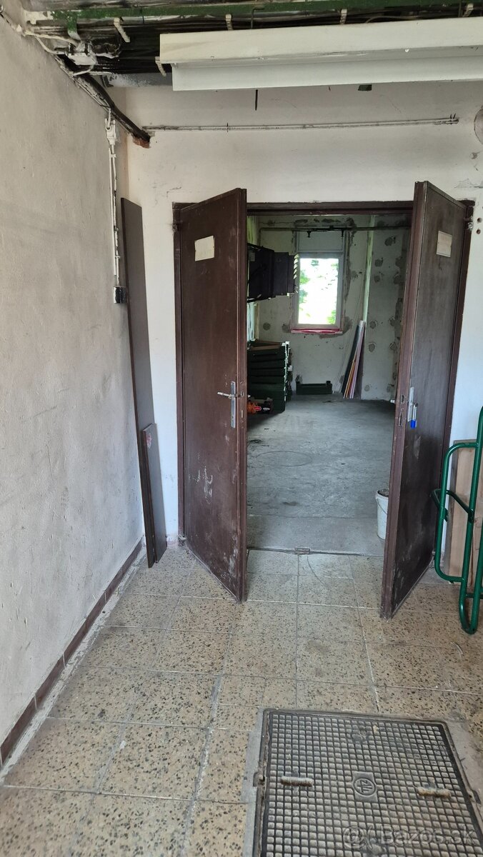 Prenájom skladu v Špačinciach - 3