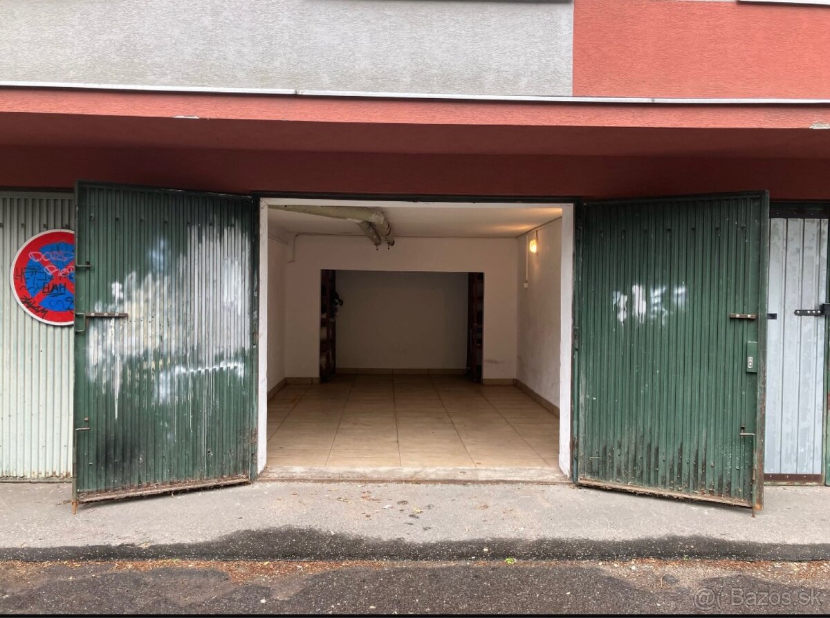 Garáž Kafendova Raca - 3