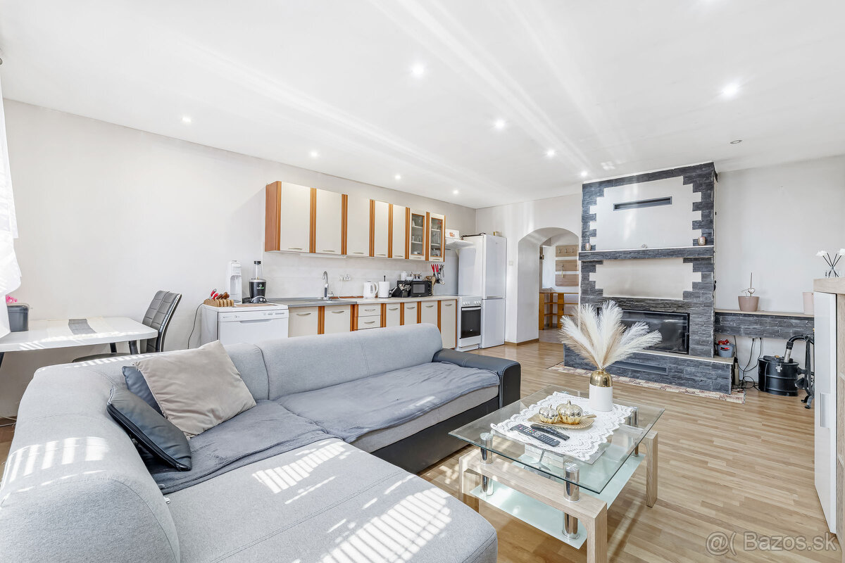 Na predaj útulný kamenný dom s garážou a záhradou |Turňa n/B - 3