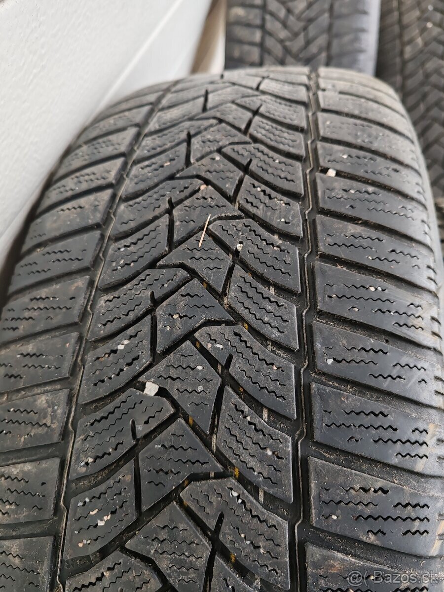 Prodám disky i s pneu 215/55/17 zimní - 3