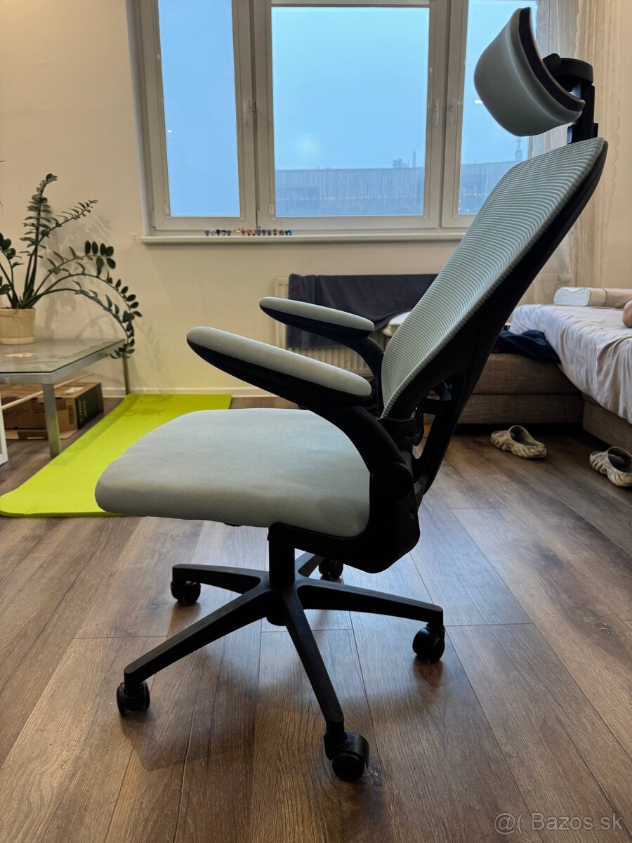 Ergonomické kancelárske kreslo(potrebuje opravu) - 3