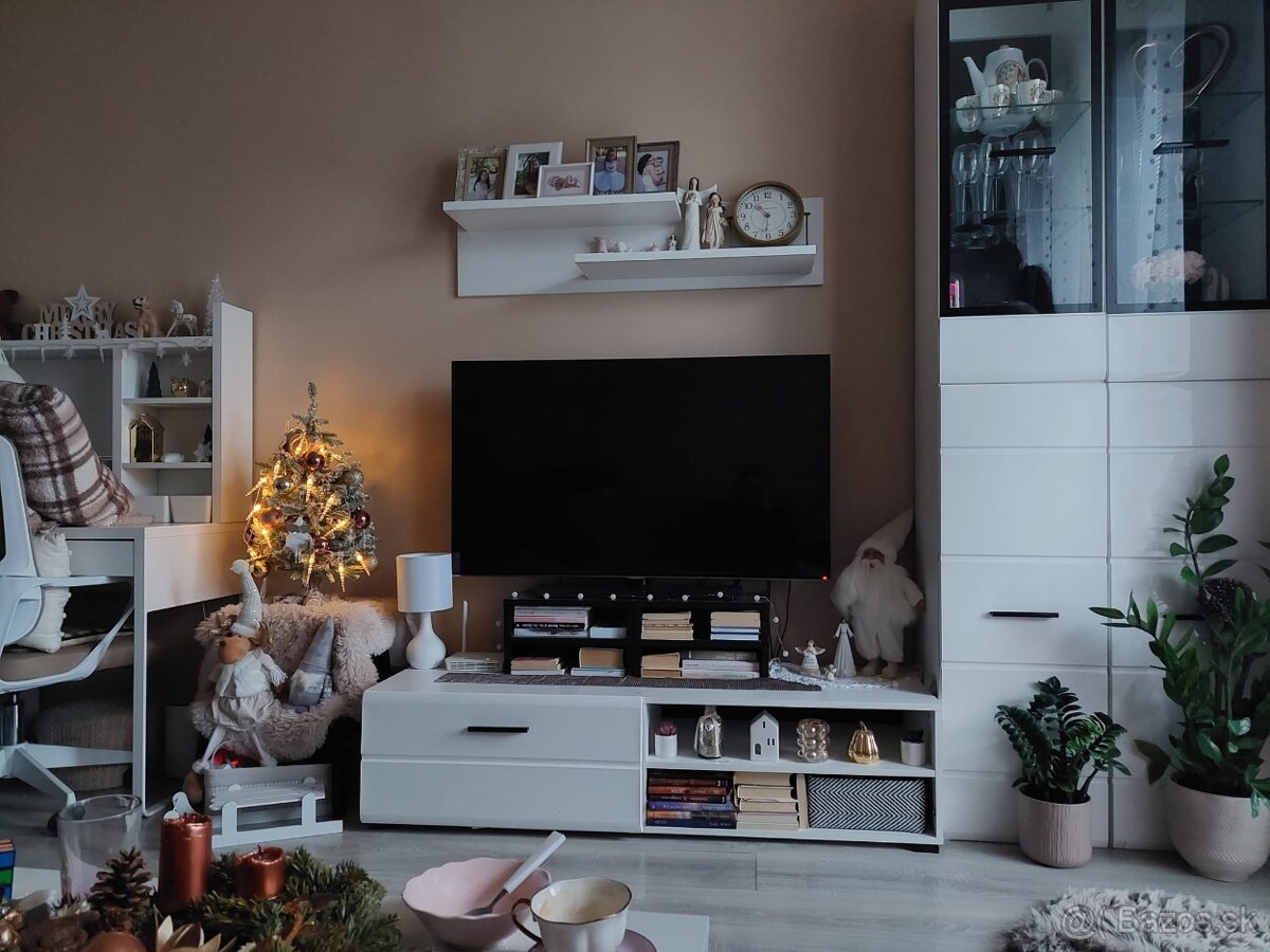 LCD televízor Samsung "48 palcový" - SÚRNE - 3