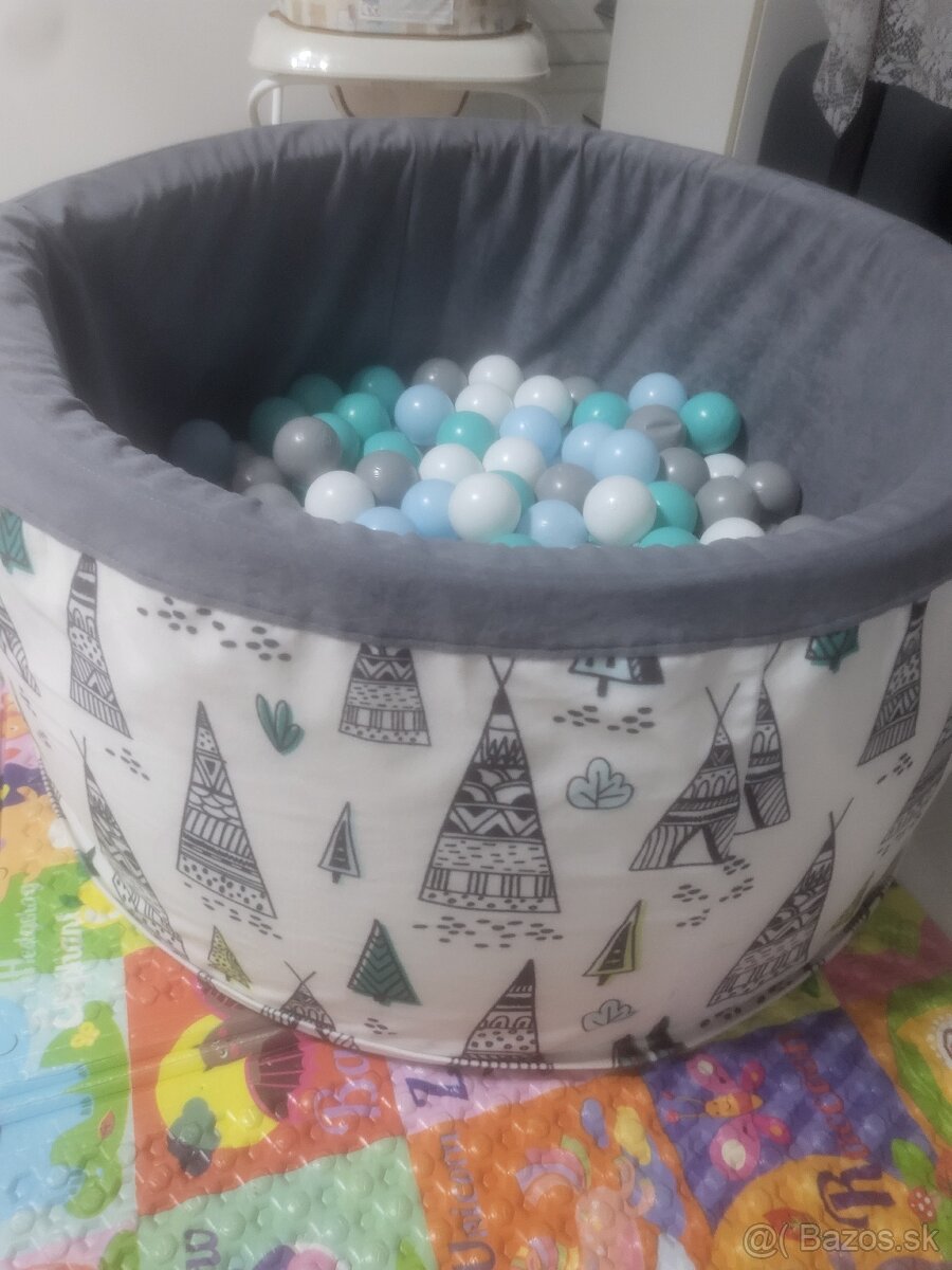 Suchý bazén s loptičkami - 3