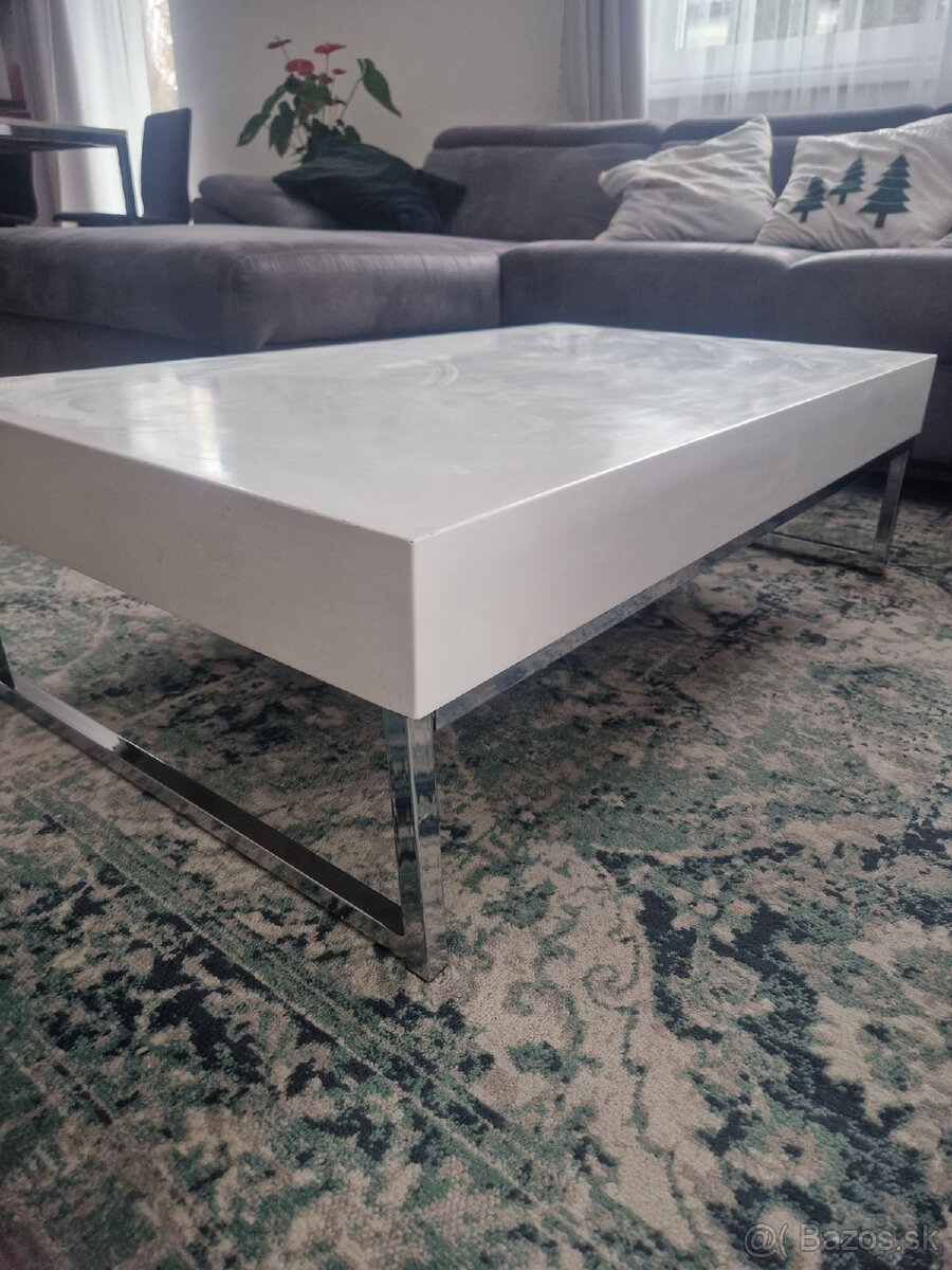 Konferencny stolik - 3