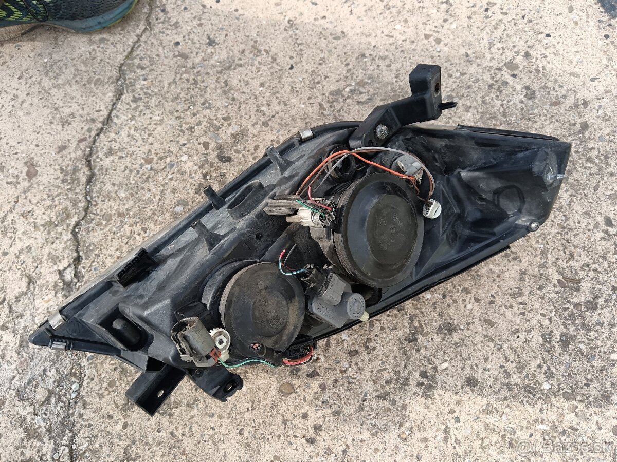 Predam na Nissan primera predne a zadne svetla 2002-2008 - 3