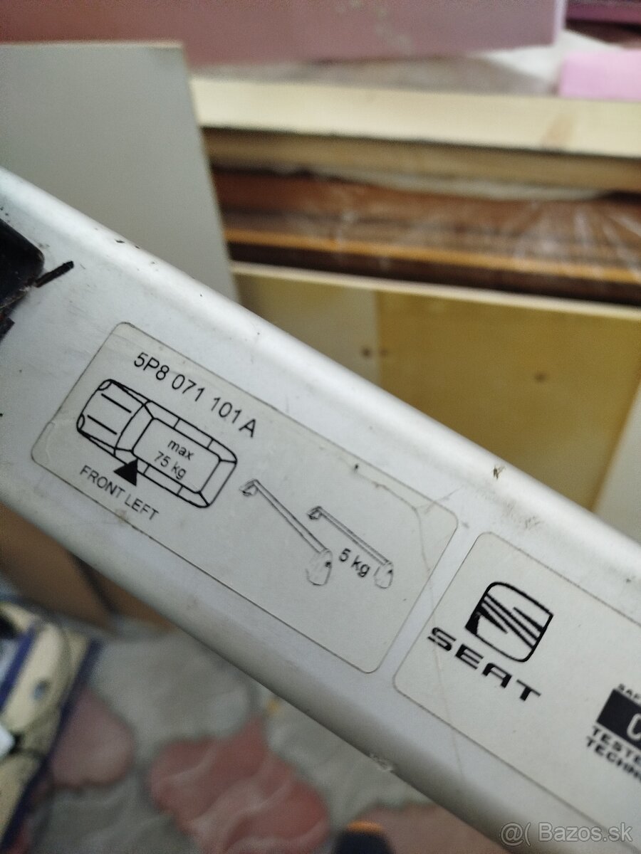 Predám strešný nosič - 3