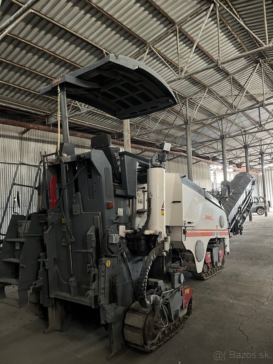 Cestná fréza Wirtgen W100F - 3