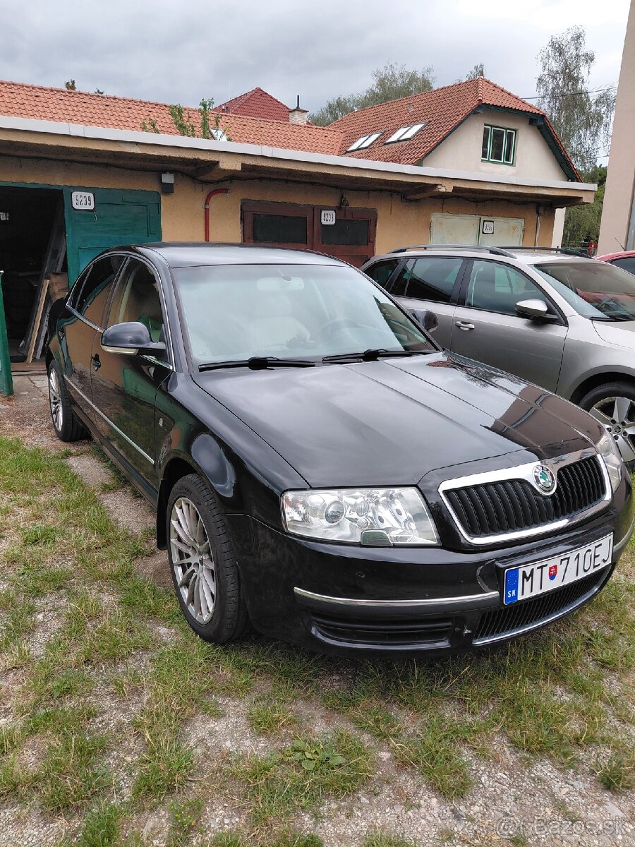 Škoda superb 2.5 v6 laurin klement - 3