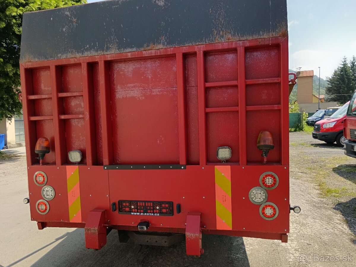 DAF XF 105.460 PŘEPRAVNÍK STROJŮ A VOZIDEL -14 T