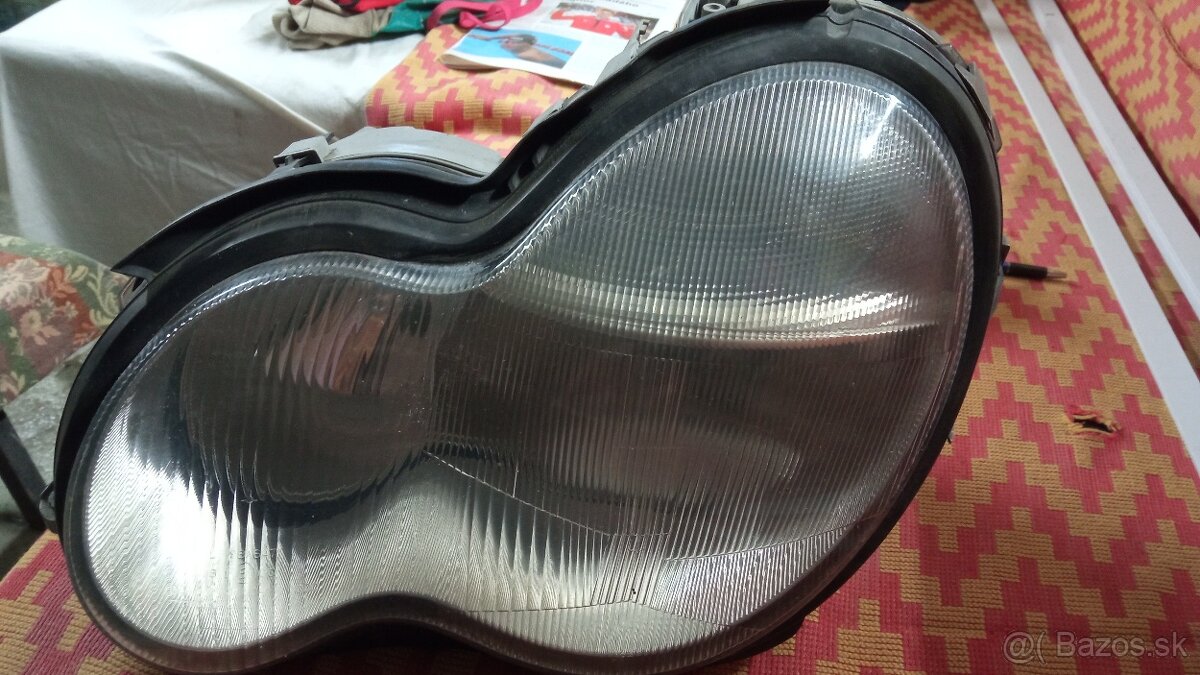Svetlá W203 - 3