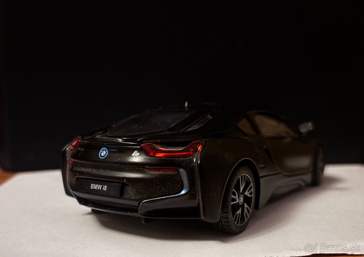 Predám BMW i8 1:24 - 3