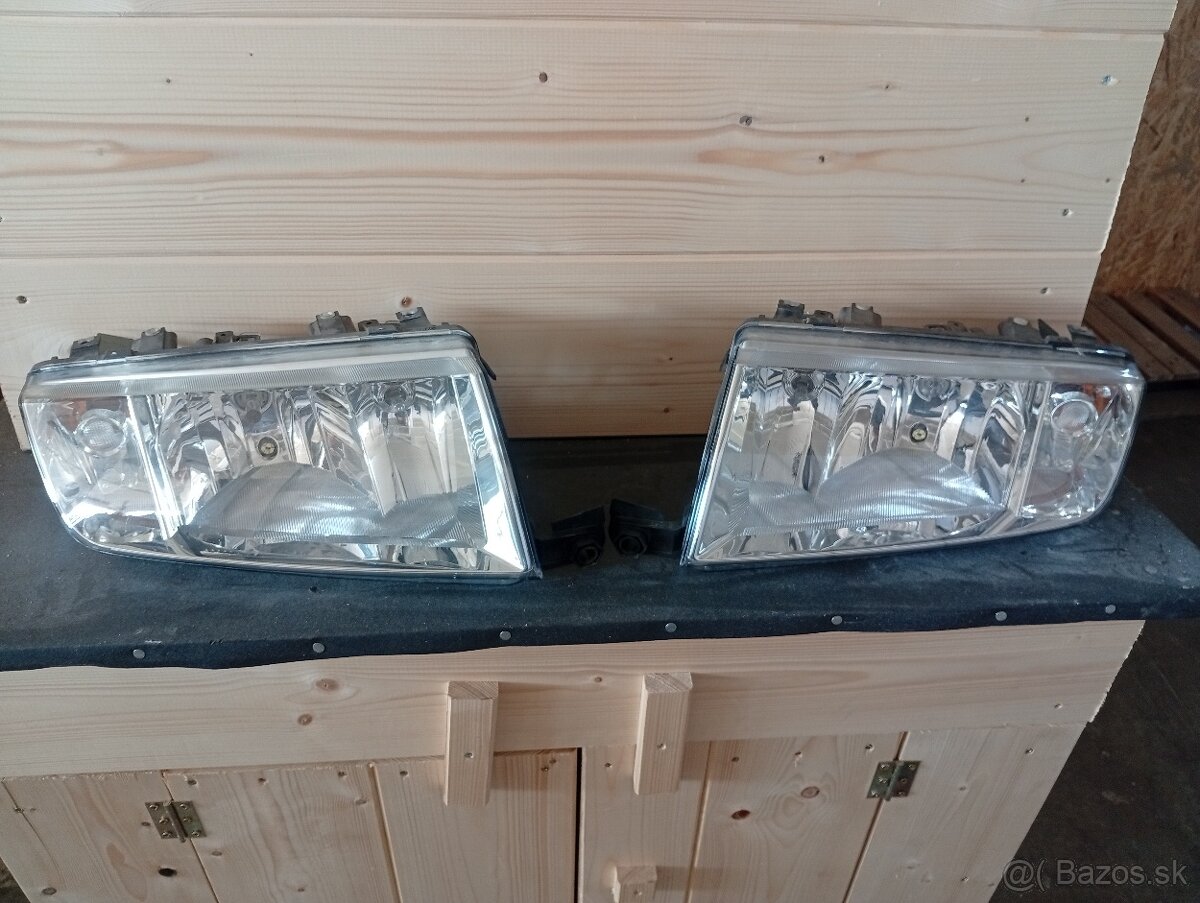 Svetlo Škoda Fabia 1 - 3