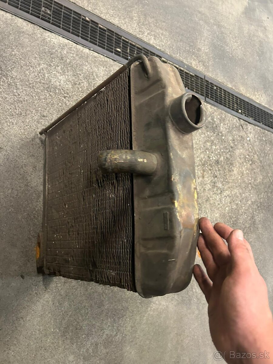 Chladič na veterán ŠKODA - 3