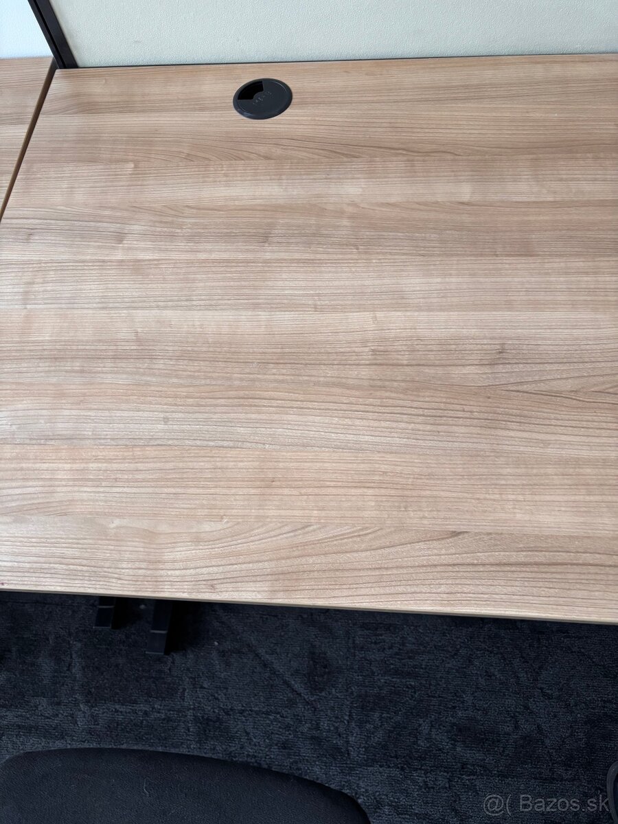 Kancelársky stôl - 3