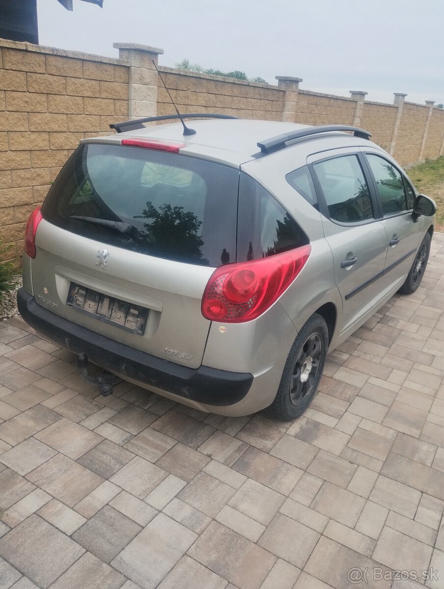 Peugeot 207 sw - 3