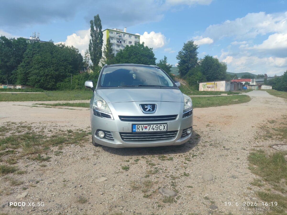 Peugeot 5008 - 3