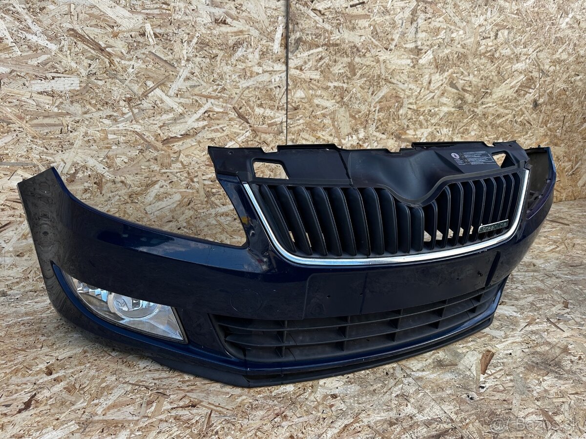 PŘEDNÍ NÁRAZNÍK ŠKODA FABIA 2 FACELIFT 5J0807221D - 3