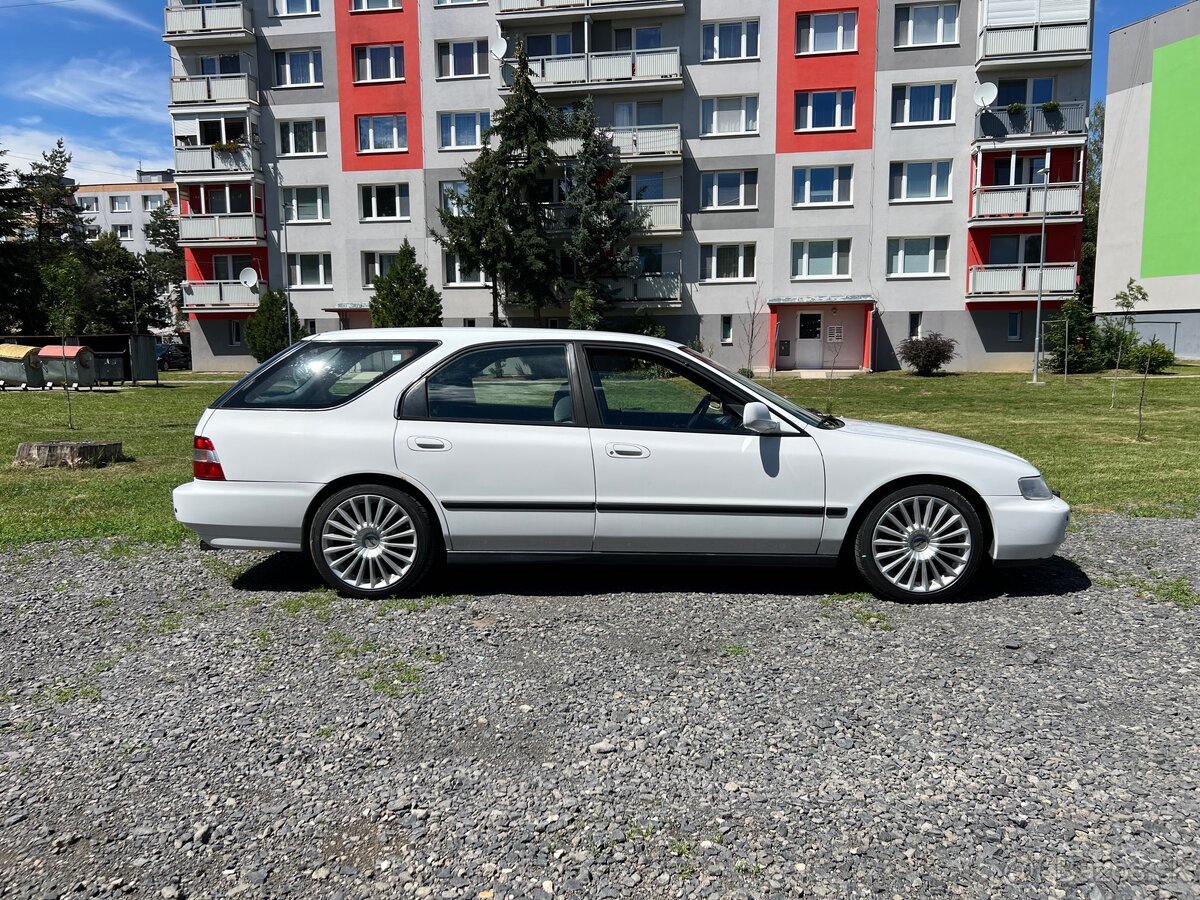 Honda Accord V Aerodeck - 3