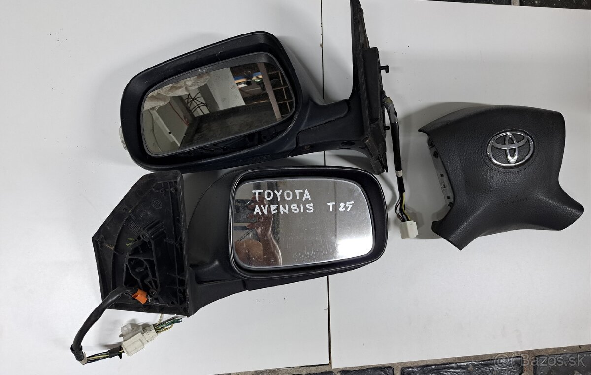 Toyota Avensis T-25 - 3