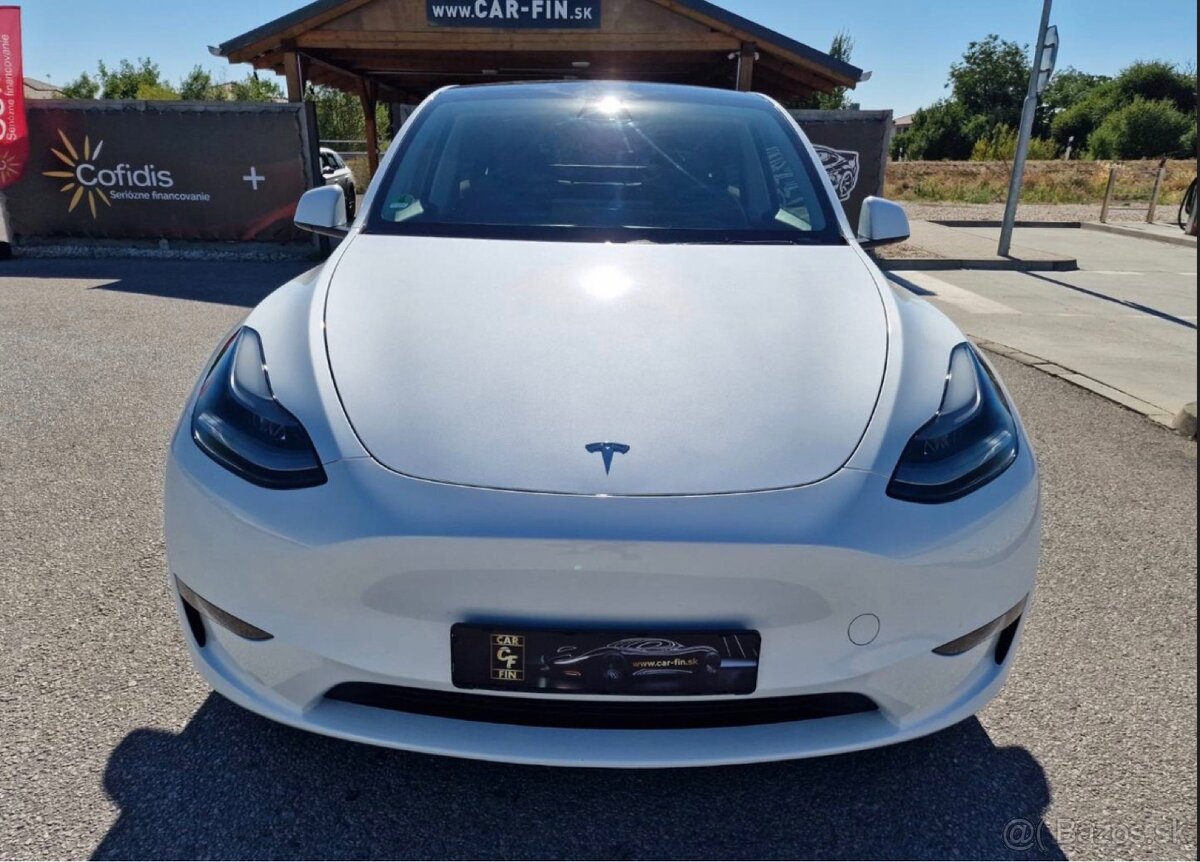 Tesla Model Y Long Range Dual Motor - 3