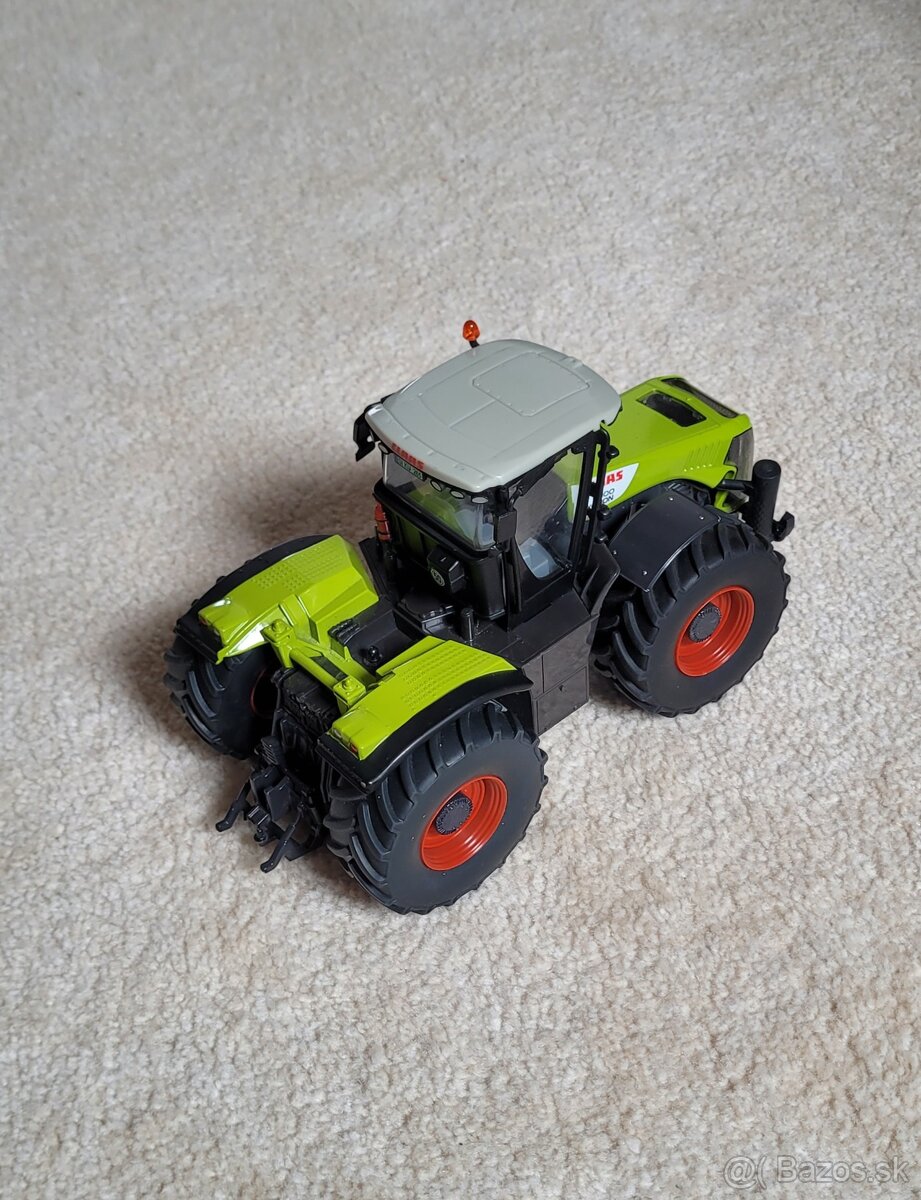Siku traktor Claas Xerion 5000 1:32 - 3
