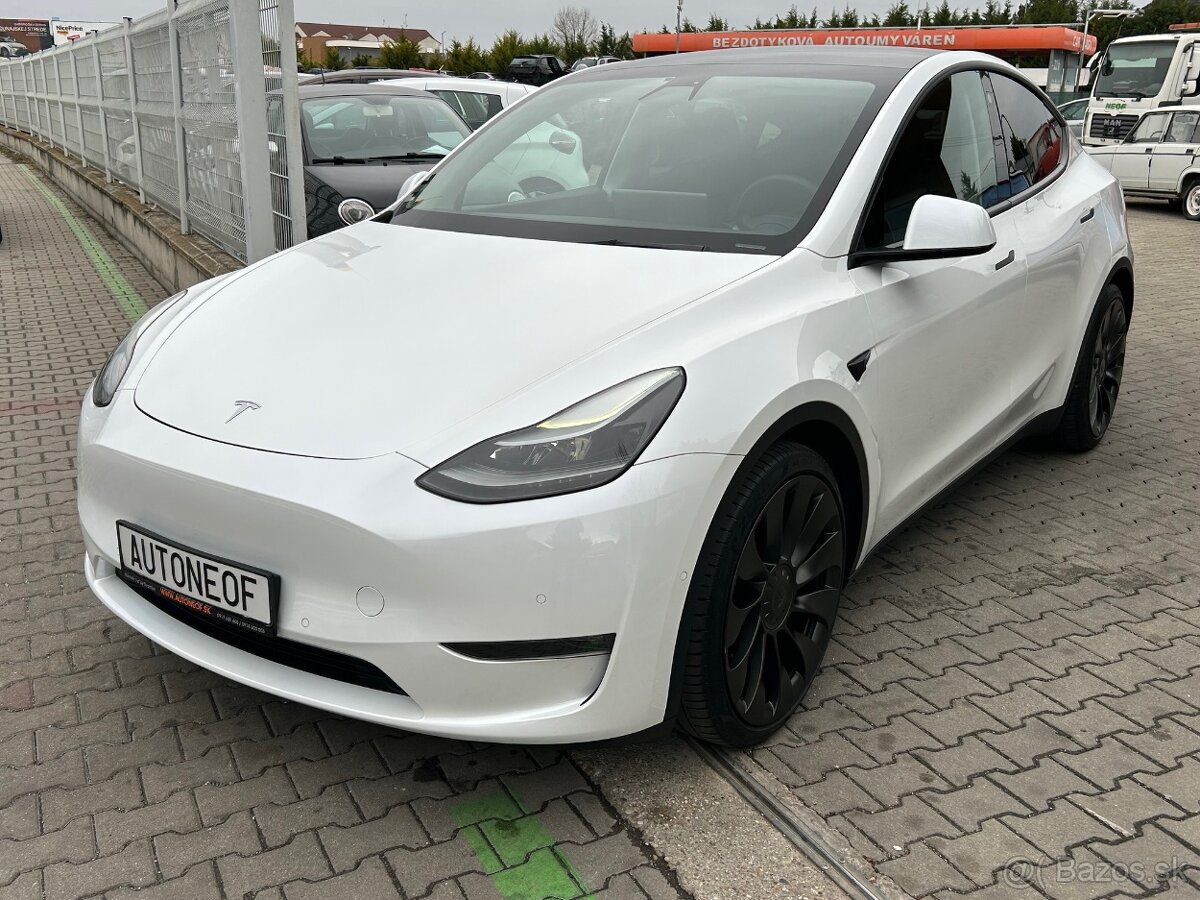 Tesla Model Y PERFORMANCE 393kW Dual Motor AWD FSD - 3