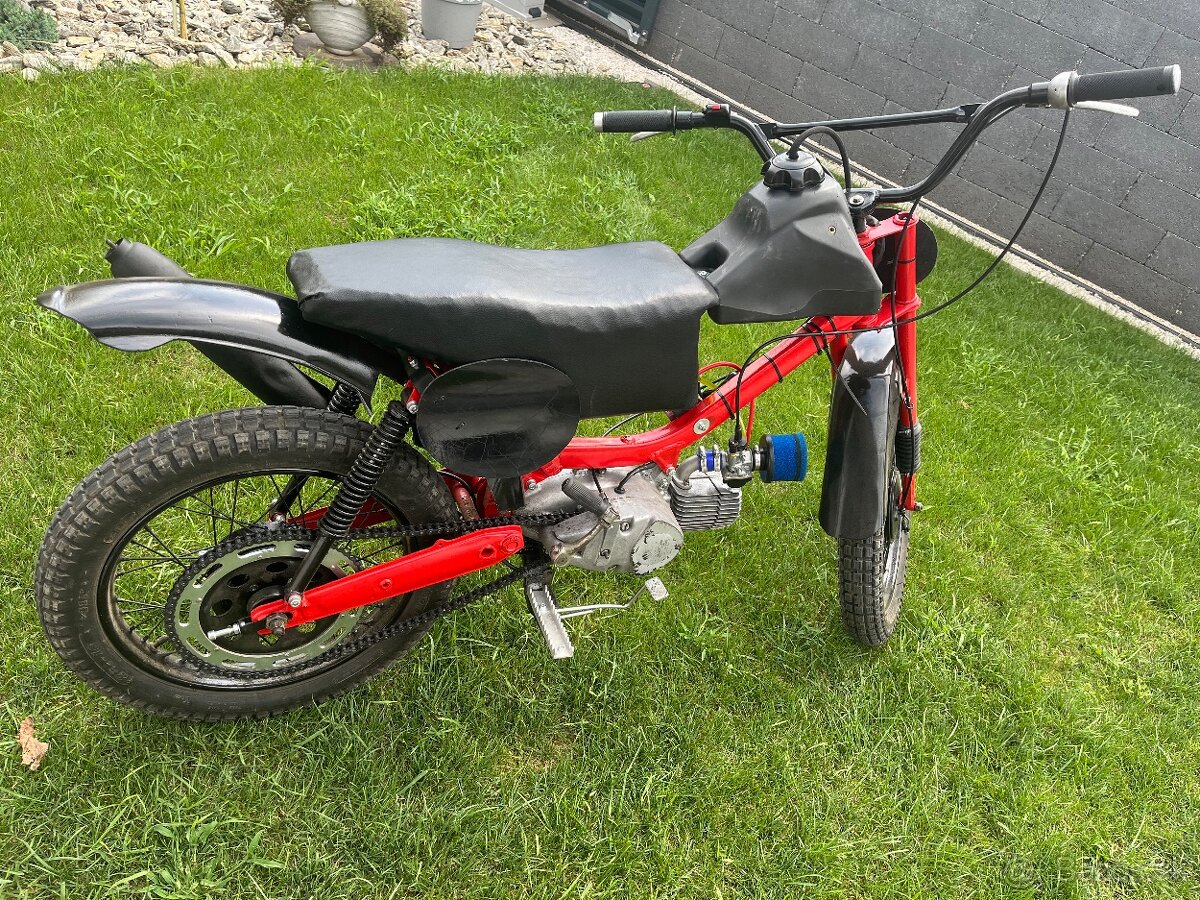 Jawa 21 Cross - 3