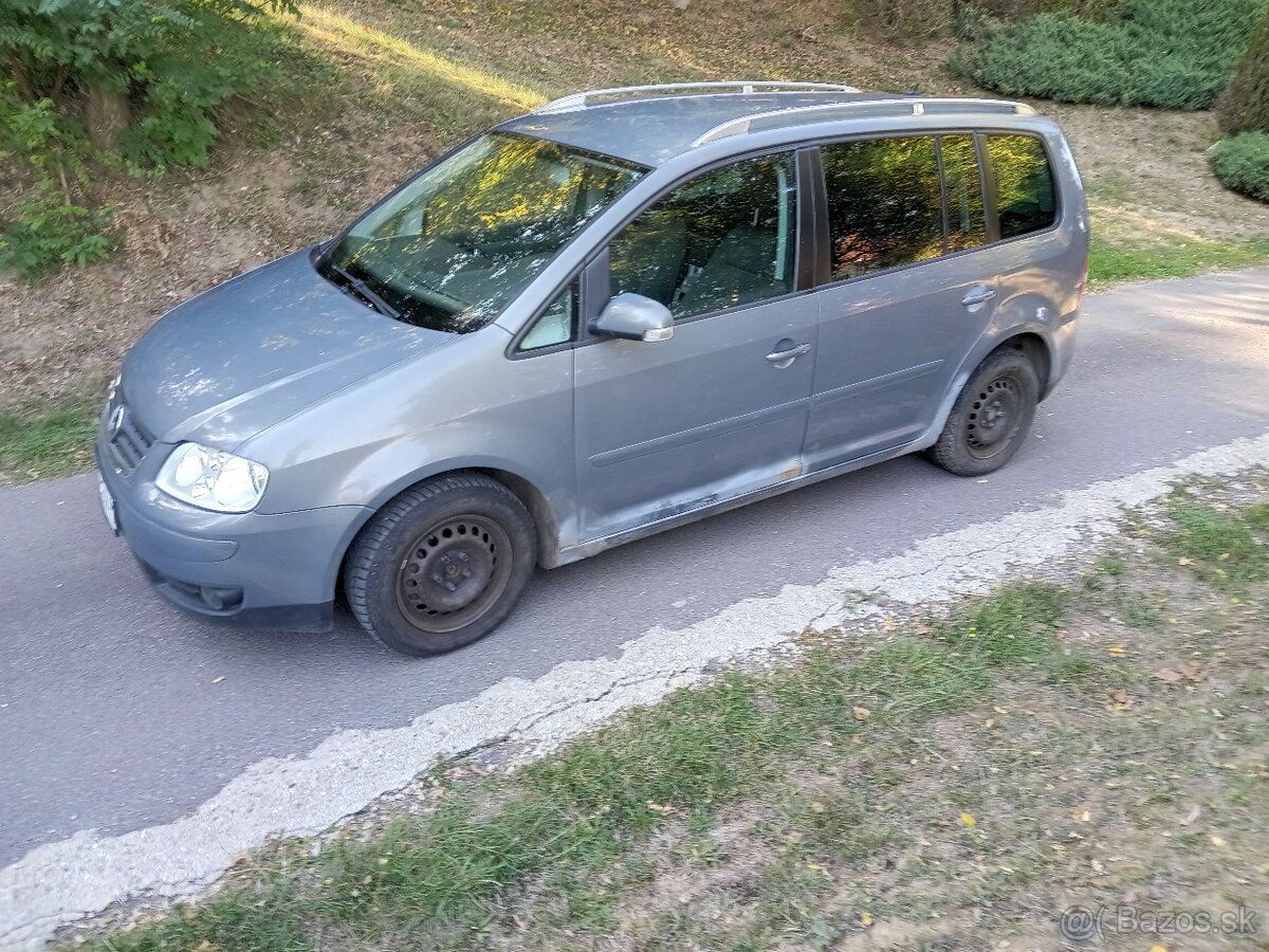W - Touran - 3