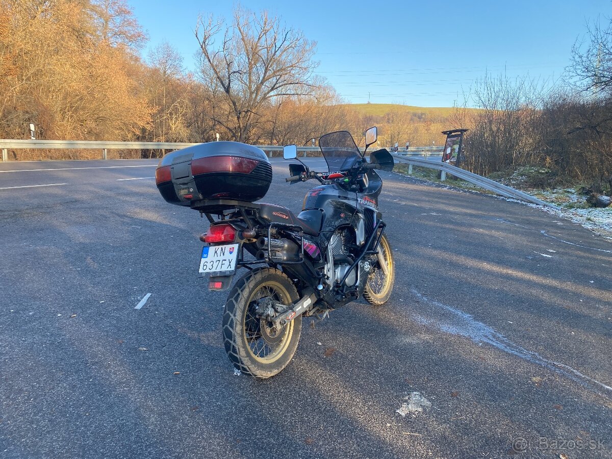 Honda transalp 600