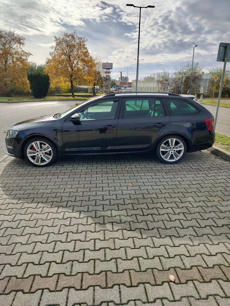 Škoda Octavia 3 RS 135 kw - 3
