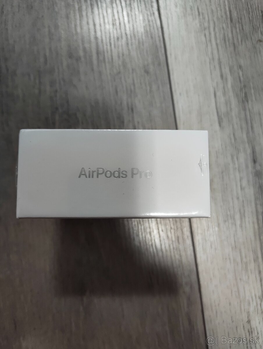 Apple AirPods Pro (3. Generácia) - 3