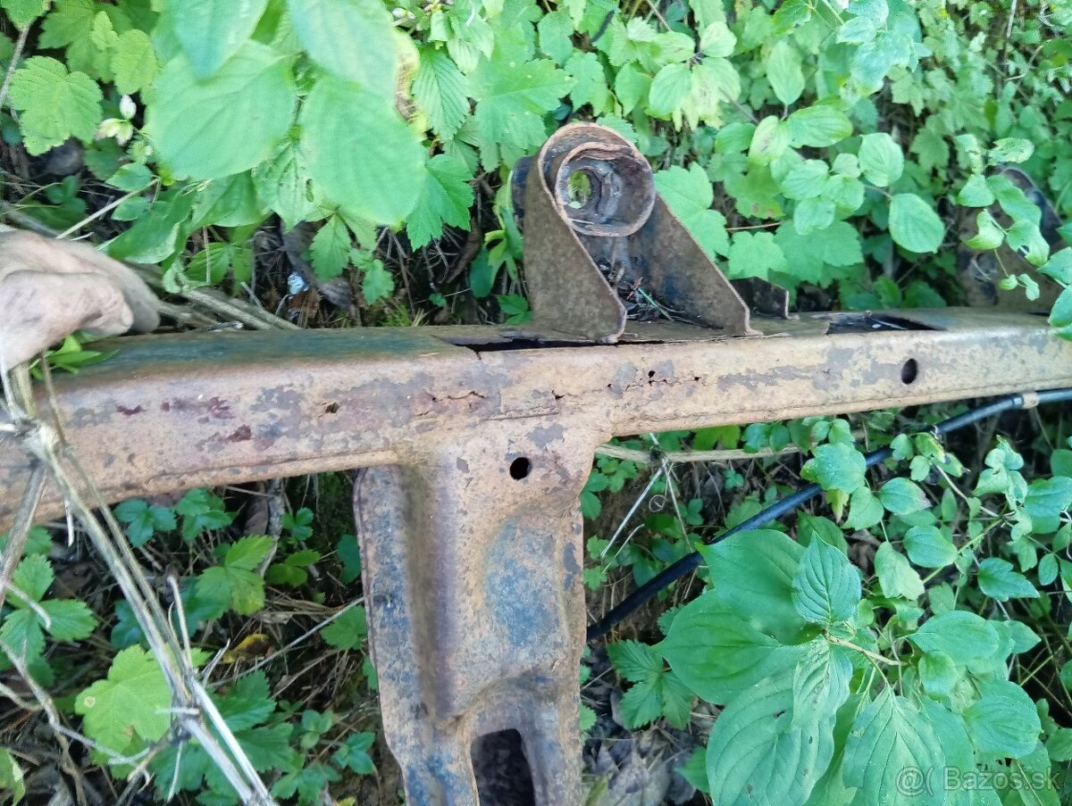 Predám sasy Mitsubishi l200 doublecab 1999 - 3