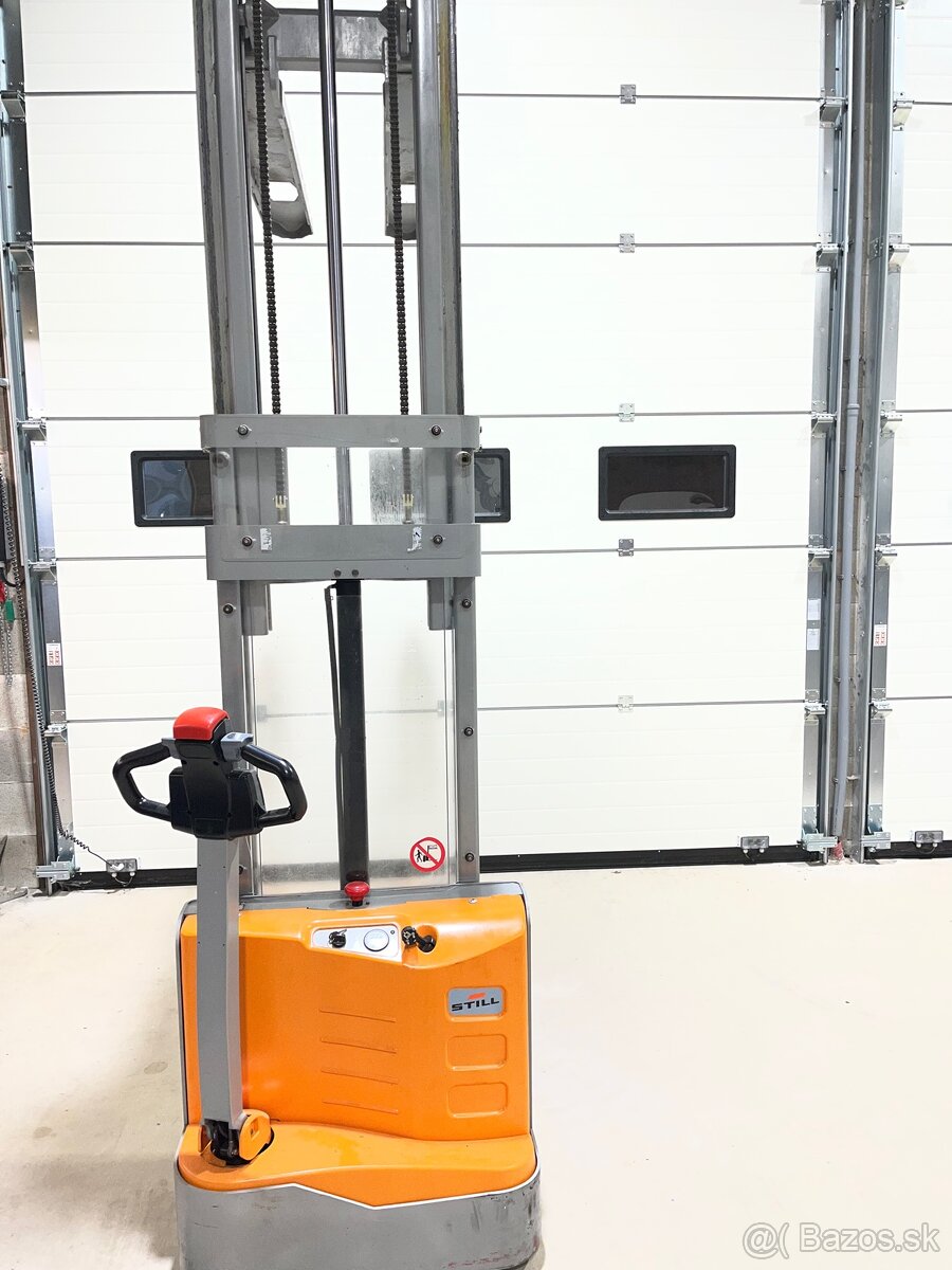 Paletovy vozík Still - 3