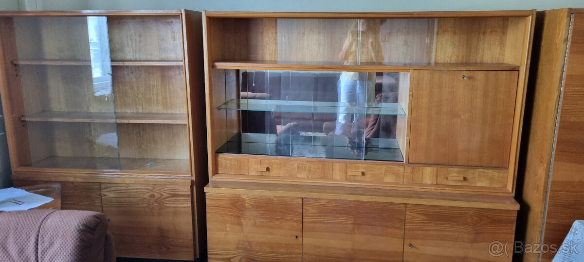 Nábytok staromodny - 3