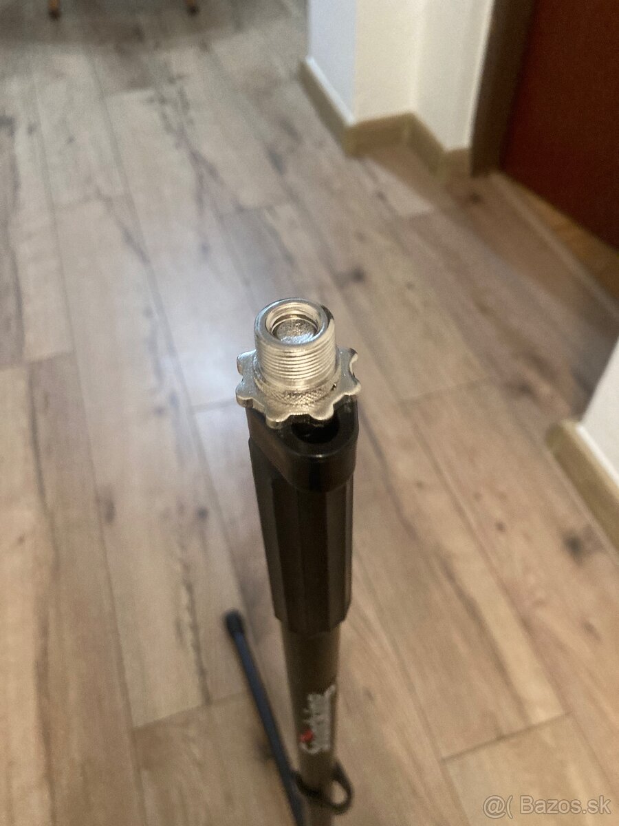 Mikrofónový stojan SoundKing DD014 - 3