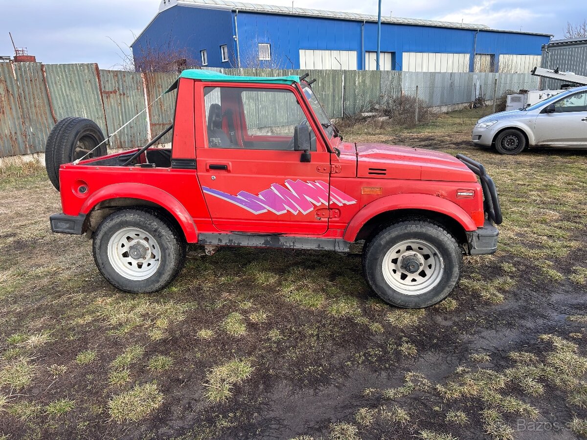 Suzuki Samurai - 3