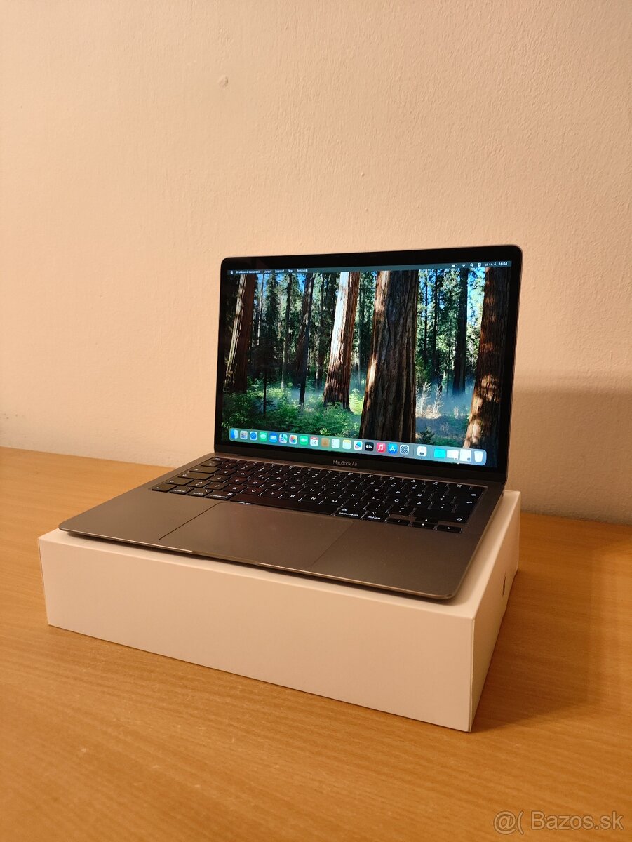 MacBook Air 2020 | i7 • 8GB • 256GB - 3