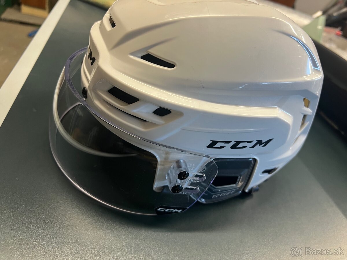 Prilba CCM tacks 310 - 3