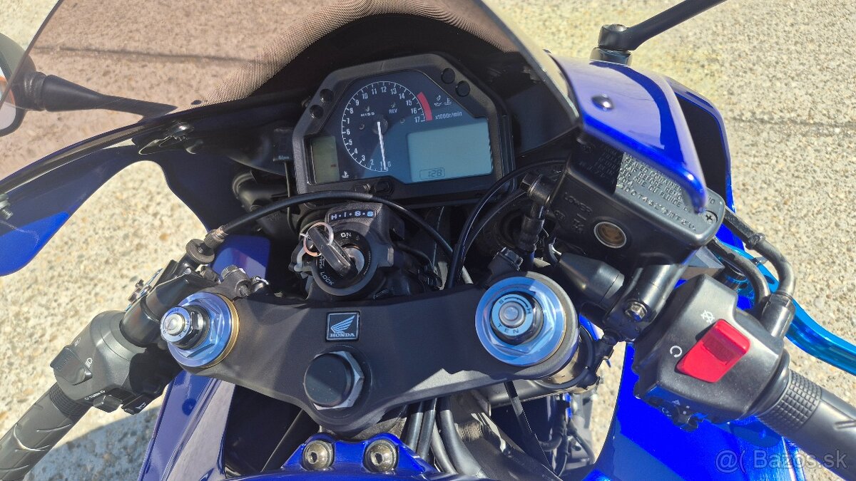 Cbr 600 rr - 3