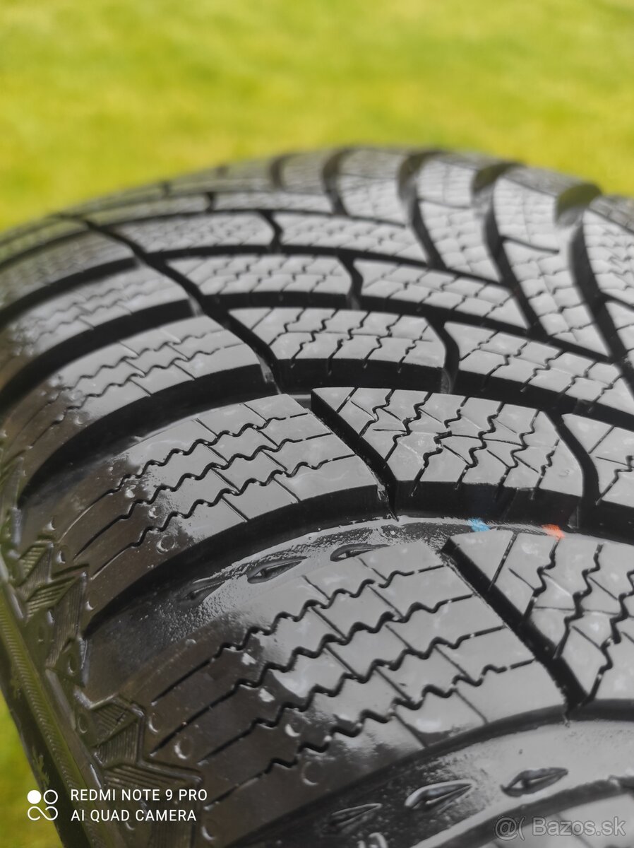 215/55 r17 zimné 8 mm DOT.3925 - 3