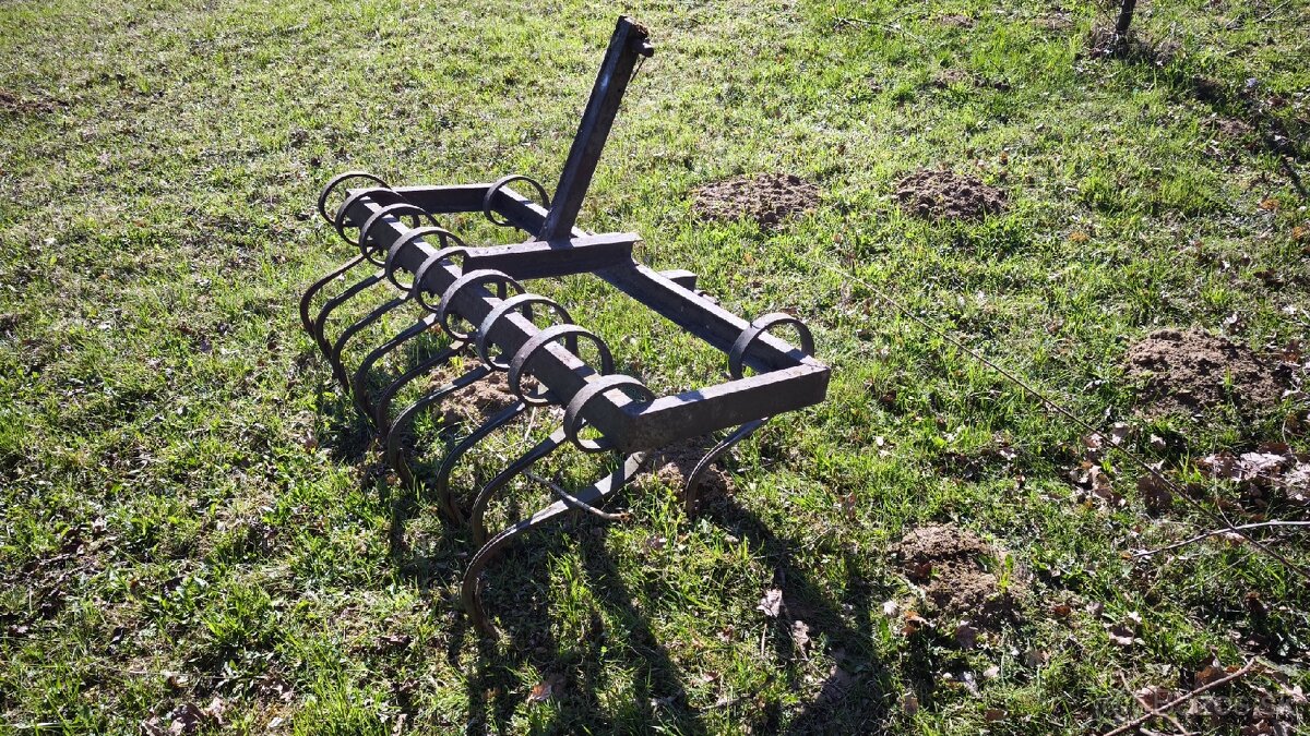 Predám malotraktor domacej výroby, motor škoda 1203 - 3